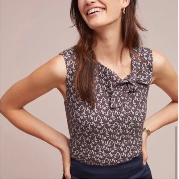 Anthropologie Tops - Maeve anthropology small cute shirt in great condition